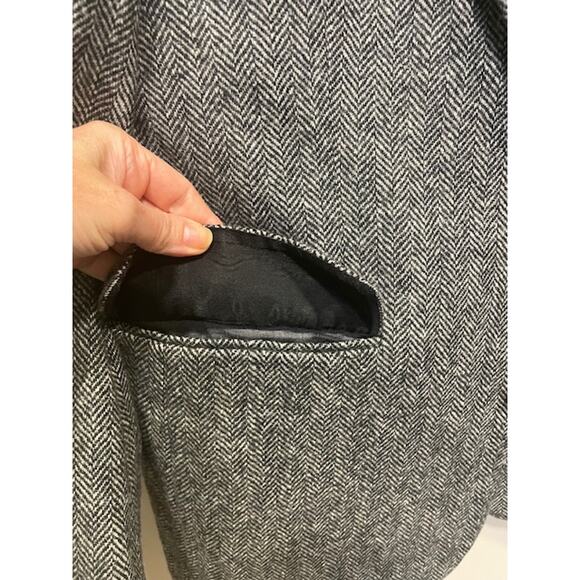 VINTAGE Tweed Sport Coat Mens 40R Brown Gray Herringbone Wool Lambs Wool Blend - Picture 10 of 12